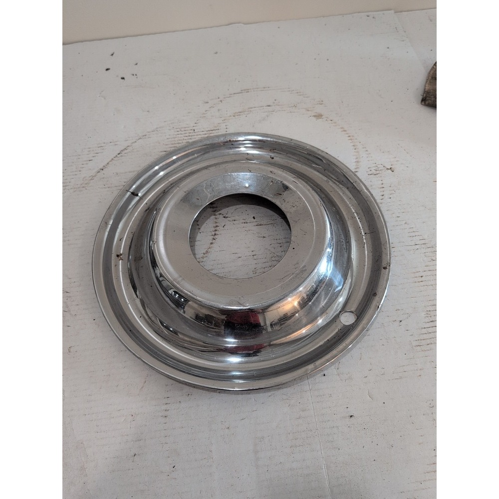 Lyon Hubcap Rim Wheel Cover Hub Cap 15" OEM USED 5" CENTER